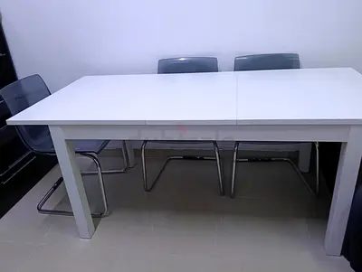 White Extendable Dining Table - Seats 6