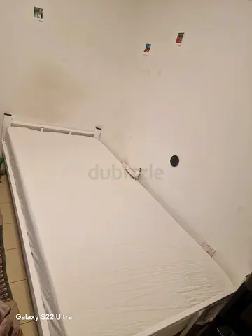 Single bed frame for sale – good condition.  
Mattress not included.