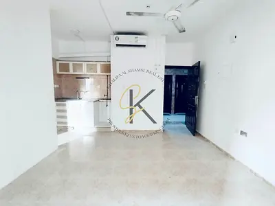 Lavish 1 BHK | With D se Split AC | Full Family Building |