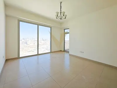 Spacious 2 BR Apartment | Community View