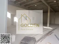On a main road with 199 kW power… are you looking for a complete warehouse facility for manufactur