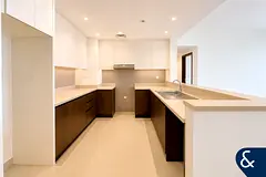 Large Layout | Vacant | Semi Closed Kitchen