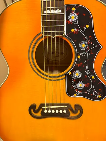 Gibson Acoustic Guitar J-200