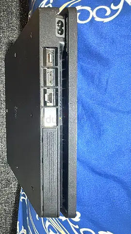Playstation 4 Slim