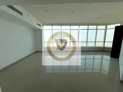 ▪ Maid’s Room ▪ Built-in wardrobes ▪ Spacious layout ▪ 3 Bathrooms Free Parking