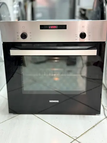 Siemens built-in electric oven model HB013FBS0M (used) integrated