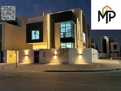 Corner villa on two streets at an excellent, negotiable price. It features a large yard, freehold ownership for life to all nationalities, and easy ba