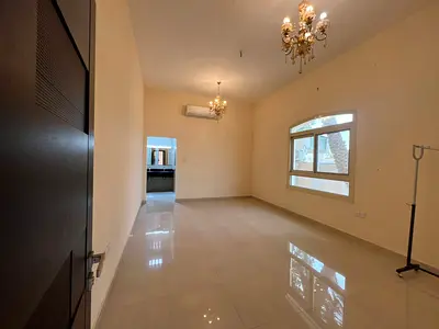 فيلا فاخرة مساحات ضخمة جميع الغرف ماستر مجلس كبير تامين شيك لا يصرف تسهيلات في السداد موقع متميز