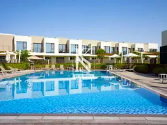 Single Row | 2 Large Balconies | Open View