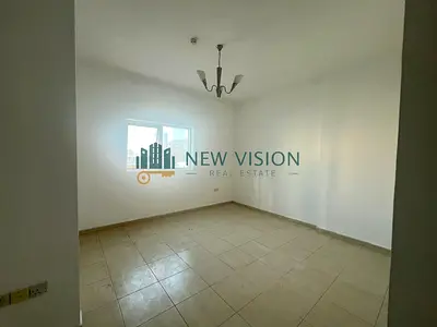 Spacious Apartment with Free Parking and Gym