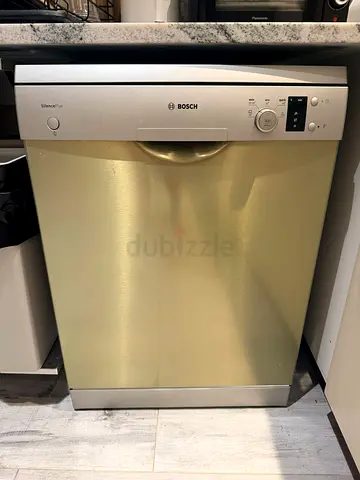 Bosch freestanding dishwasher - good working condition