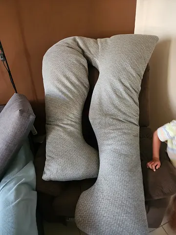 Full-body pregnancy/nursing support pillow - used, good condition