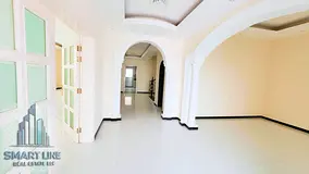 LUXURIOUS 4 BR PLUS VILLA WITH WARDROBES MAJLIS ROOM MAID ROOM LIVING HALLS OUTSIDE NICE SPACE FOR G