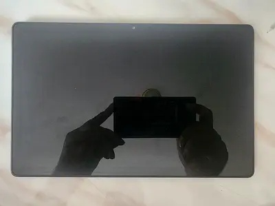 NEGOTIABLE - Galaxy Tab A7 (2020), 10.4-Inch, 32GB, 3GB RAM, Wi-Fi, 4G LTE, with Moxedo Case