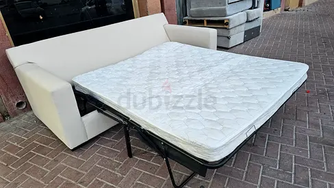 CrateBarrel Three Seater Sofa bed perfect Condition