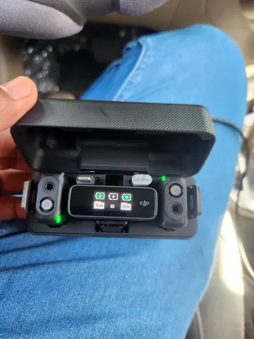DJI Mic (2 Tx + 1 Rx + Charging case)