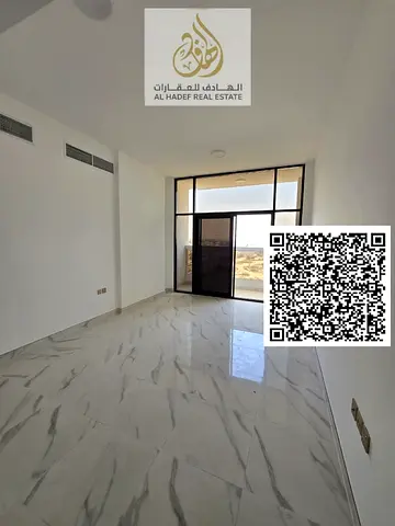شقة للإيجار السنوي بعجمان بالمويهات 3 غرفتين وصالة وثلاث حمامات وغرفتين ماستر قريبة من المدارس والخدمات وشارع الشيخ محمد بن زايد بسعر ممتاز. والدفع 4.