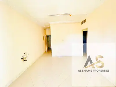Luxury 1BHk with Balcony open view Near to RTA bus stop