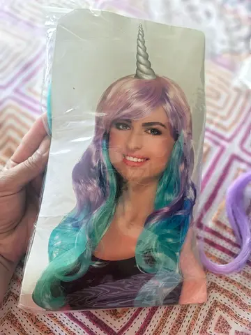 Colored hair extenson