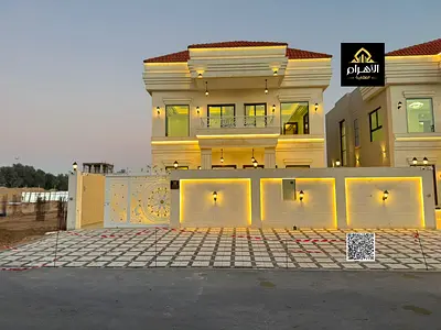Own a luxurious classic villa in Al-Haliou 2 at an exceptional price, including fees, near the mosque and the main street.