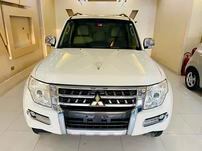 Mitsubishi Pajero GLS 2019 GCC Specs