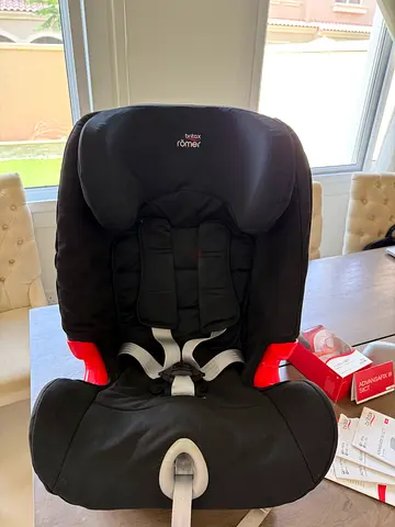 Britax Romer Advansafix Car Seat 9 months - 12 years | 9 - 36 kg
