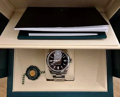 Brand New Rolex Datejust 41mm – Black Dial, Oyster Bracelet (Unworn)