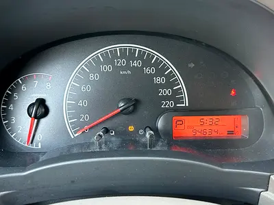 Nissan Sunny SE, миниатюра 12