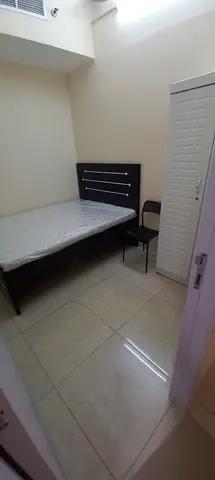 Private Room available for single executive female or Couple in Al Qusais, Damascus street