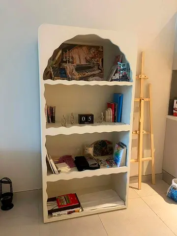 Excellent condition book shelf like a new