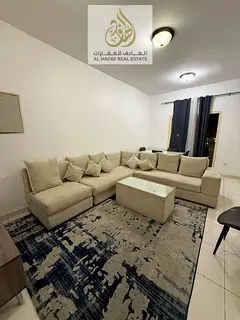 Two bedrooms and a living room with parking and card system, spacious, high-end furnishings, two bat