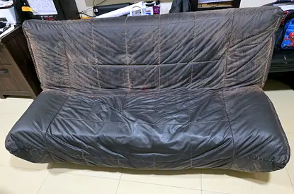 3 seater Sofa for free