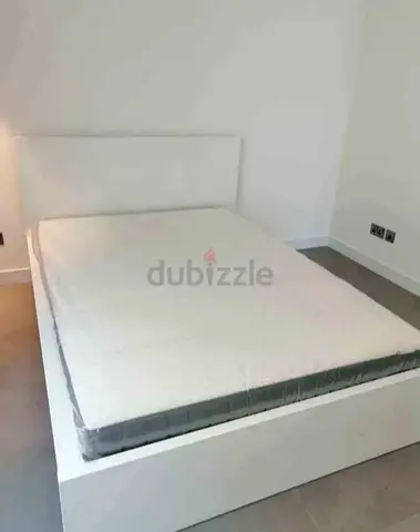 Ikea queen size bed malm with Storage and mattress