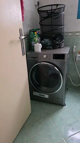 Front-load washing machine in good  condition..needs small repair