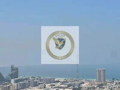 شقة أربع غرف وصالة للإيجار | الشارقة  إطلالة مدينة مفتوحة