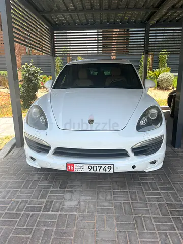 Porsche Cayenne S 2012 - GCC Specs - Well Maintained
