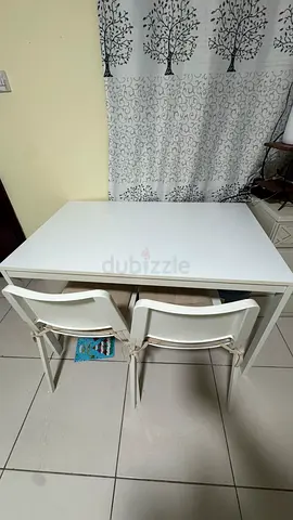 IKEA dinning table extendable upto 6 with 4 chair and cushion