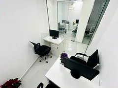 Spacious office | no Commission | near to Metro Station