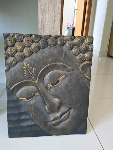 Decorative item