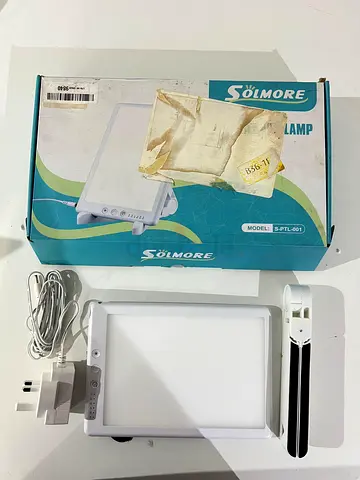 Solmore Light Therapy Lamp - LED SAD/Desk Lamp (With Box and Stand)