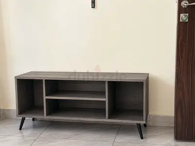 Tv rack