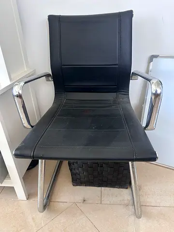 Static chair