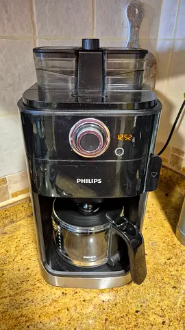 PHILIPS Grind and Brew Coffee Maker with Glass Jug