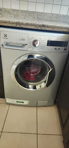 Front-load Electrolux washing machine - good condition
