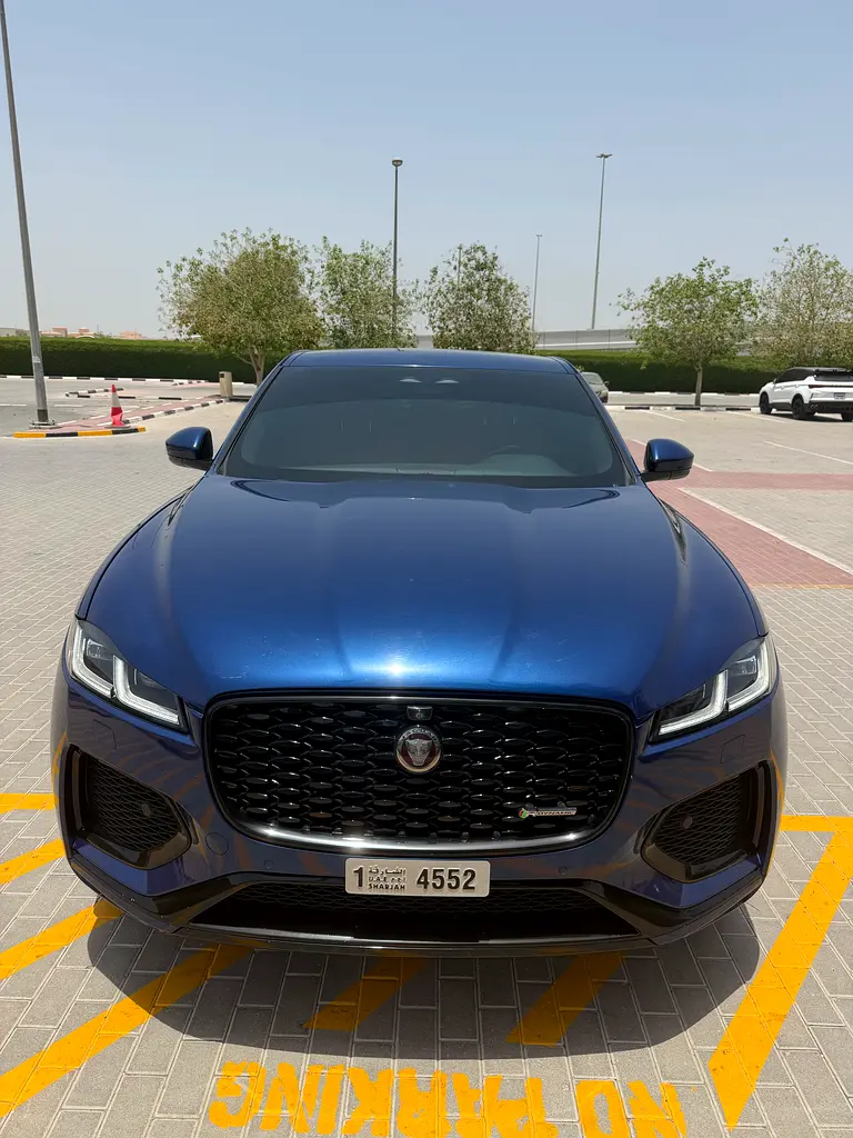 Jaguar F-Pace 2021 — photo 1 of 8