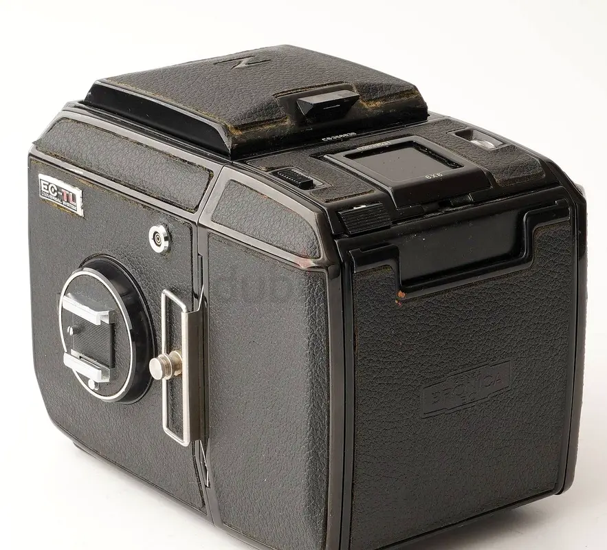 Classifieds: Zenza Bronica EC-TL + Nikkor-HC 75mm f2.8 + Nikkor-O