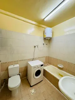 FAMILY Sharing Room available near clock tower Rolla sharjah