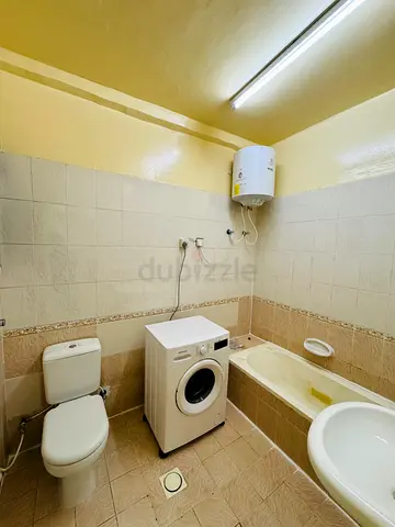 FAMILY Sharing Room available near clock tower Rolla sharjah