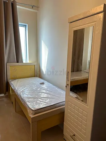Executive bed space for males with pool and gym near sharjaha city centre