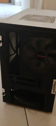 NZXT H210 Mini ITX Case